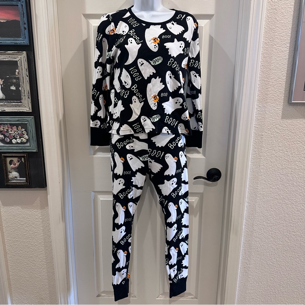 Old Navy Halloween Ghost Pajamas MP